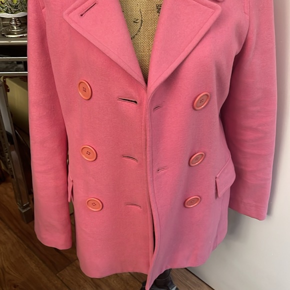 Coat - Picture 2 of 10